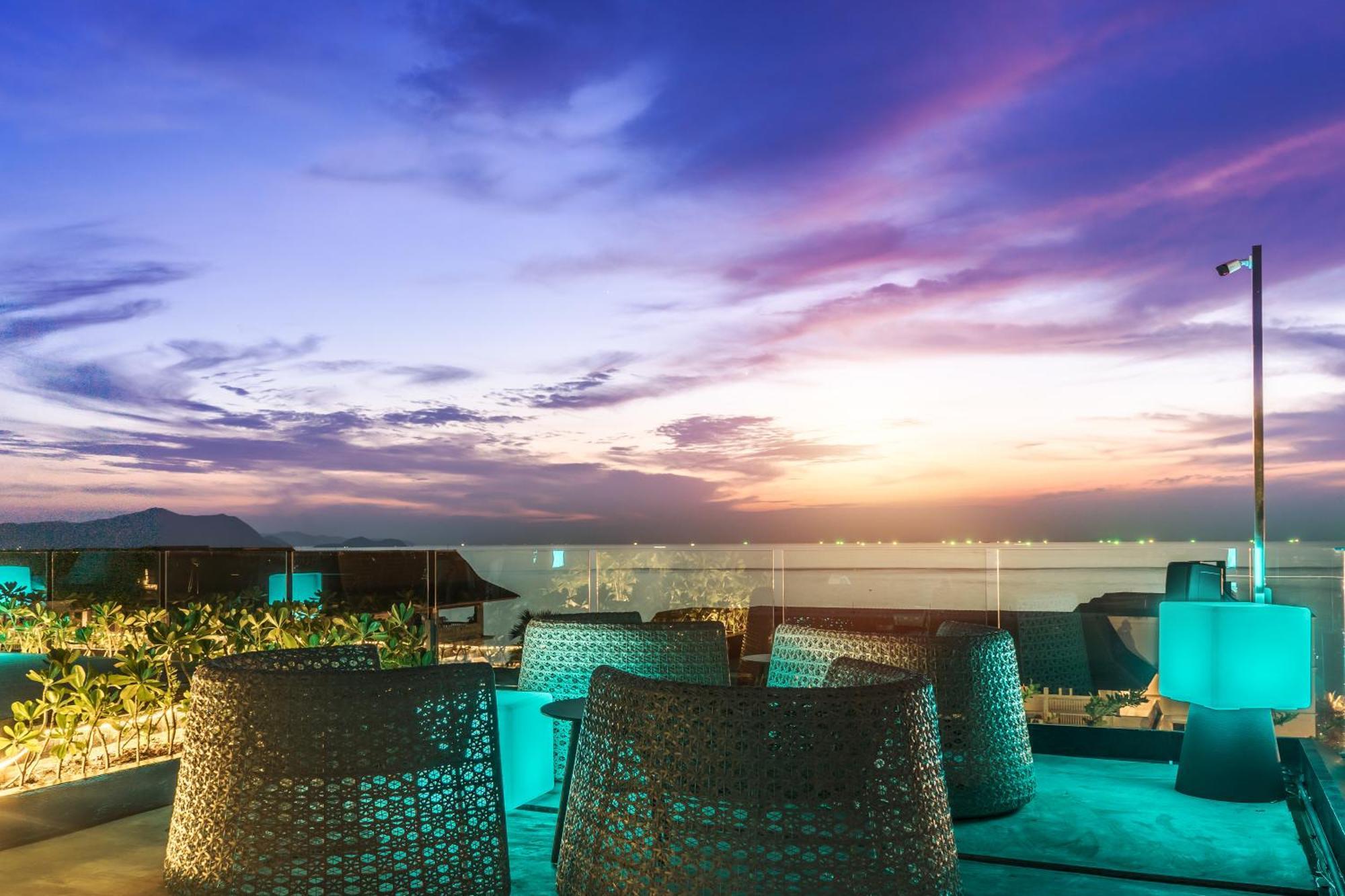 Cross Vibe Pattaya Seaphere Na Chom Thian Dış mekan fotoğraf