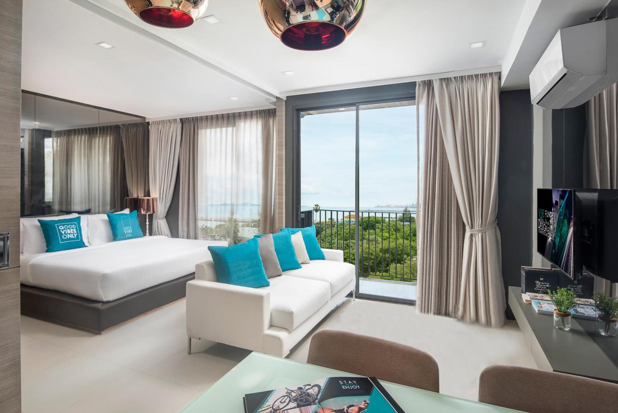 Cross Vibe Pattaya Seaphere Na Chom Thian Dış mekan fotoğraf